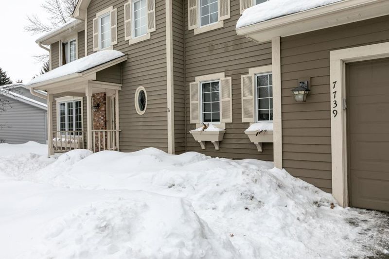 7739 72nd St S, Cottage Grove, MN 55016