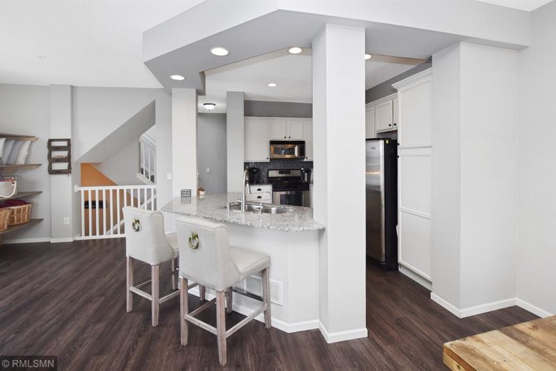 4332 Victor Pa #12, Hugo, MN 55038