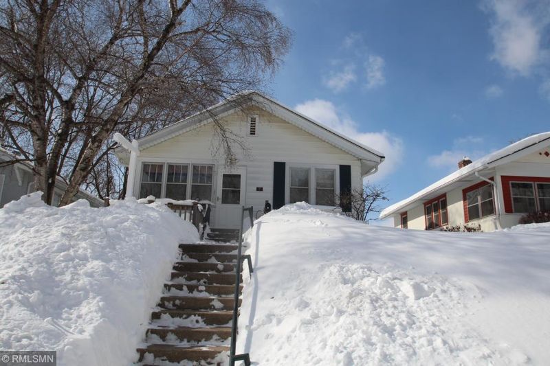 325 Pascal St S, Saint Paul, MN 55105