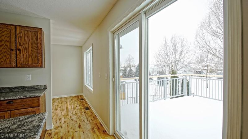 870 Snowbird Dr, Red Wing, MN 55066