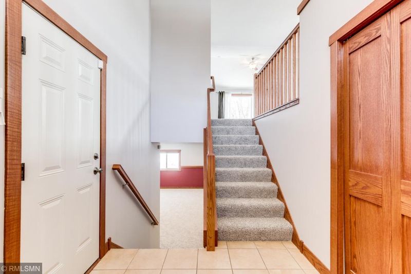 3007 Arcade St, Little Canada, MN 55109