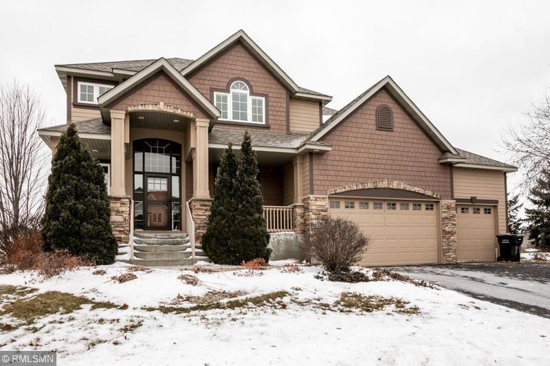 1906 Evergreen Ln, Shakopee, MN 55379