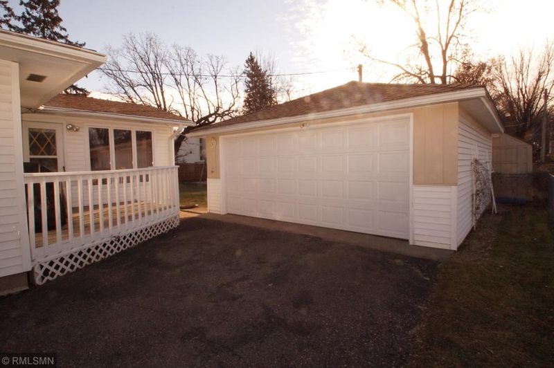 2014 Jade Ln, Eagan, MN 55122