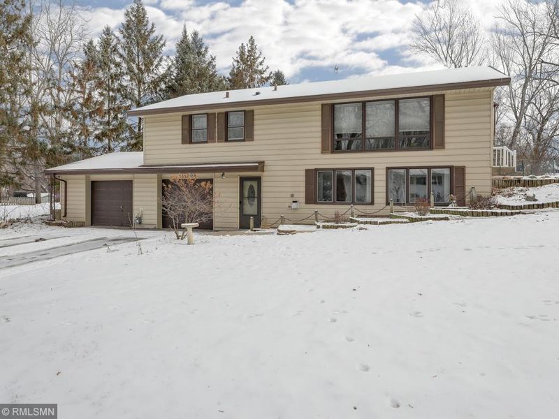 14809 Orchard Dr, Burnsville, MN 55306