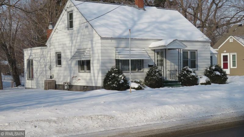 515 Summit Ave S, Sauk Rapids, MN 56379