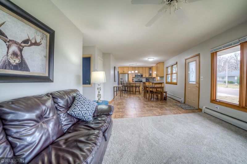 792 E Prince St, Lake Crystal, MN 56055