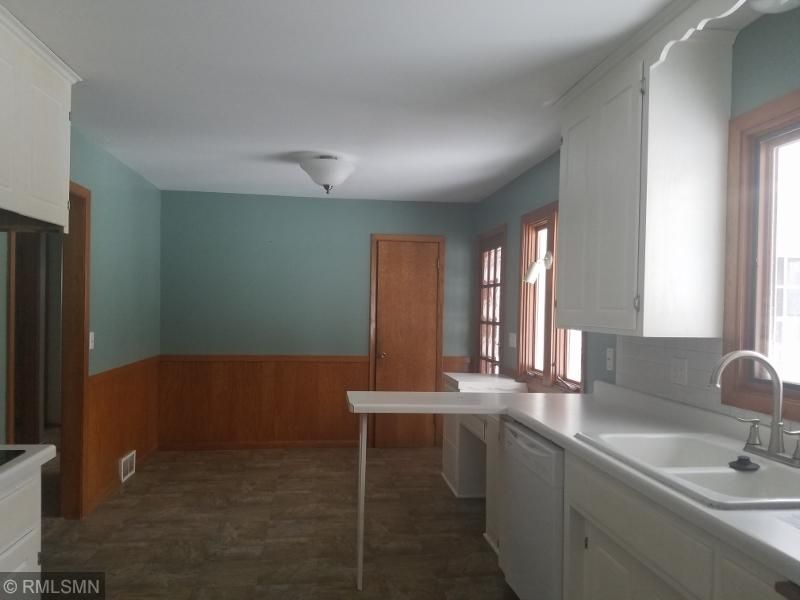 3800 W 103rd St, Bloomington, MN 55431