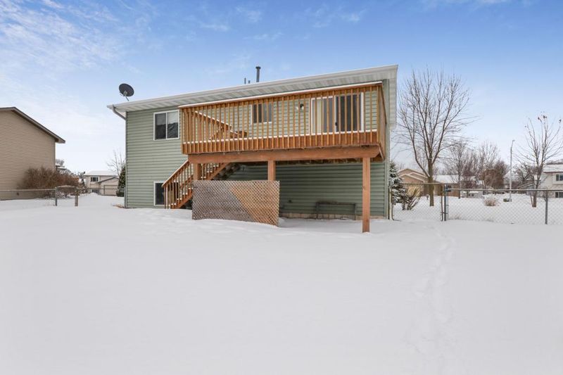25819 10th St W, Zimmerman, MN 55398