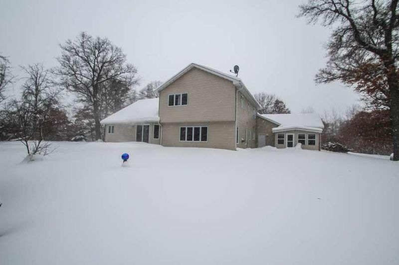 29713 Pine Oak Ln NW, Isanti, MN 55040