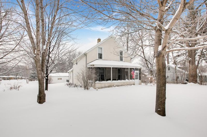 2600 Hamline Ave N, Roseville, MN 55113