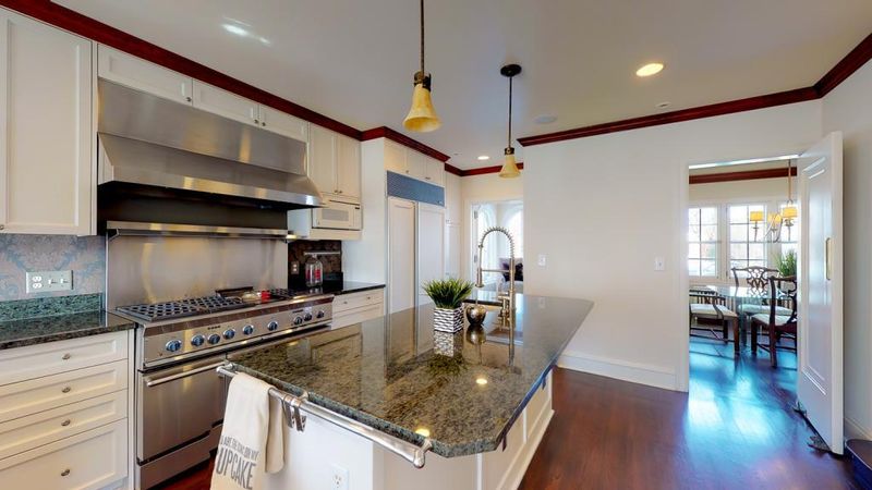 4628 Browndale Ave, Edina, MN 55424