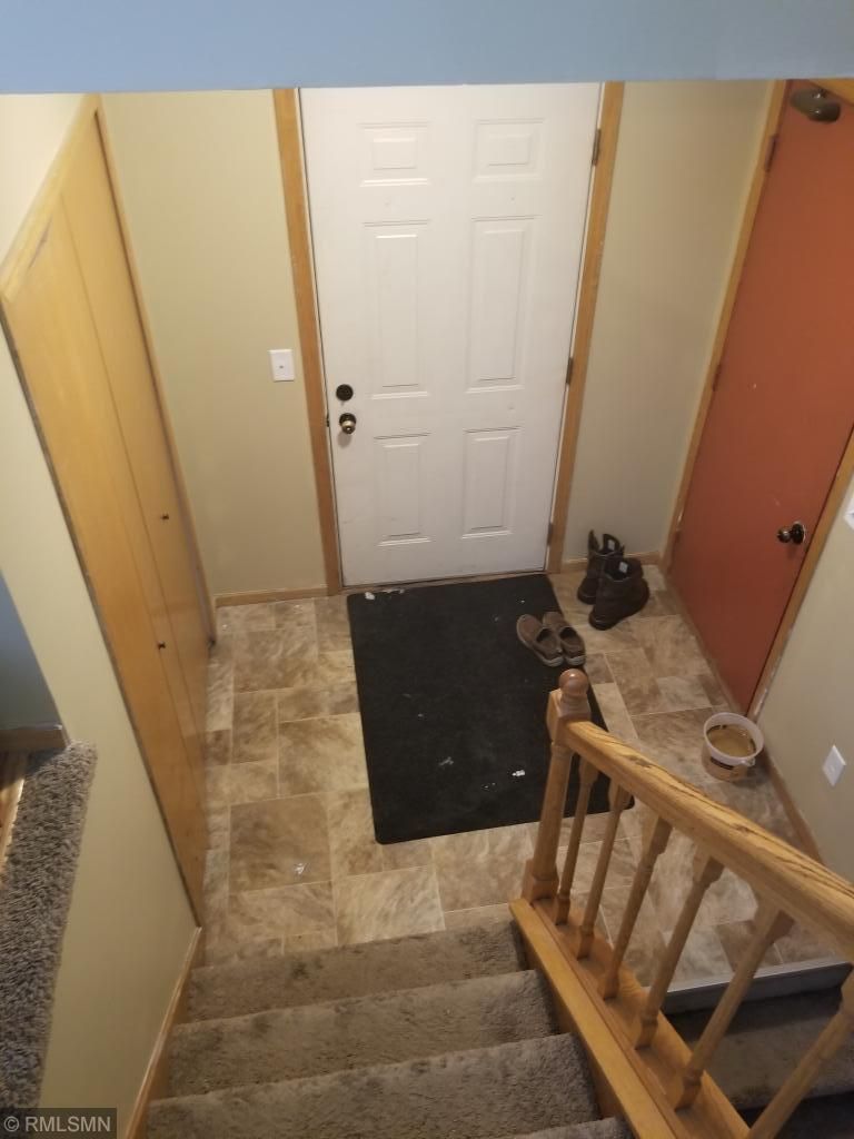 5034 Evergreen Trl, North Branch, MN 55056