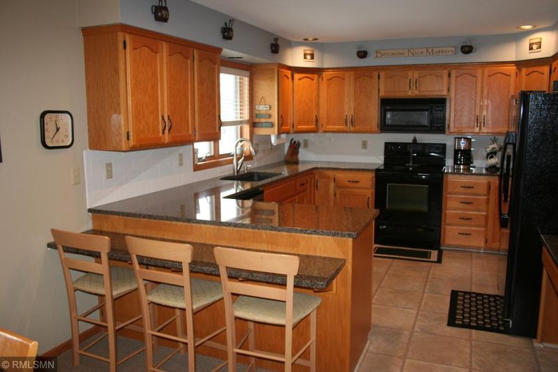 1140 Hidden Pl NE, Owatonna, MN 55060