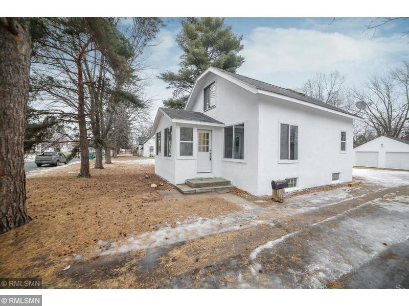 5630 Colfax Ave N, Brooklyn Center, MN 55430