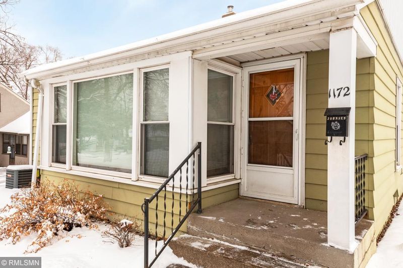 1172 Virginia St, Saint Paul, MN 55117