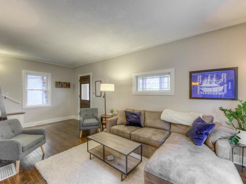 3944 Pleasant Ave S, Minneapolis, MN 55409