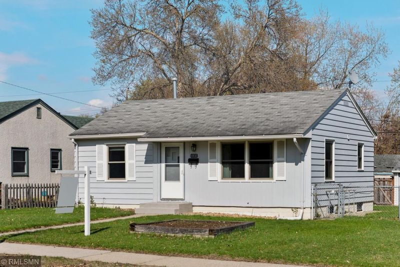 4930 Thomas Ave N, Minneapolis, MN 55430