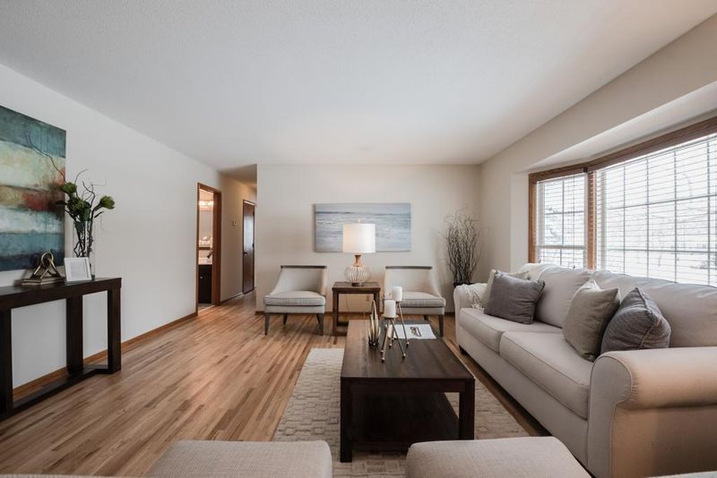 5325 76th Pl N, Brooklyn Park, MN 55443