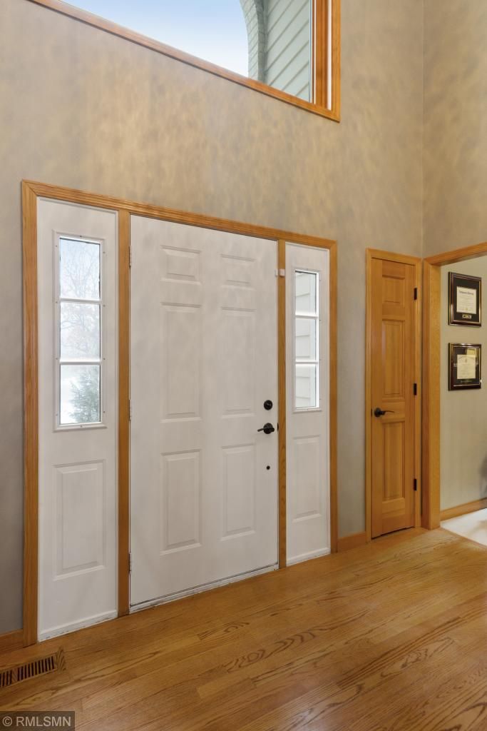 1553 Linner Rd, Minnetonka, MN 55391