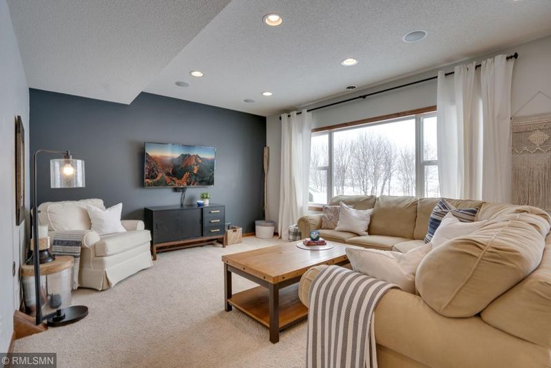 749 Savanna Trl, Delano, MN 55328