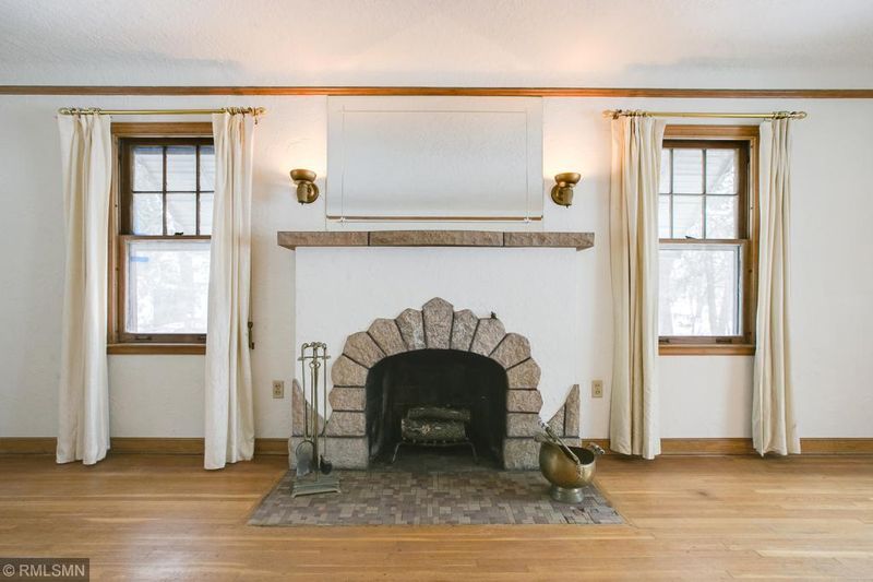 2648 19th Ave E, North Saint Paul, MN 55109