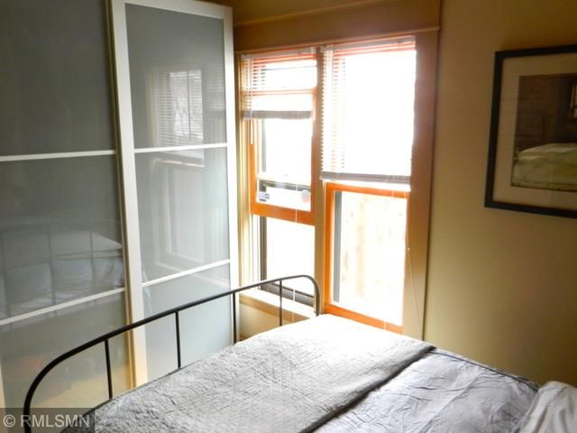 3520 15th Ave S #103, Minneapolis, MN 55407