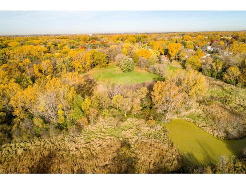 3000 Labore Rd, Maplewood, MN 55109