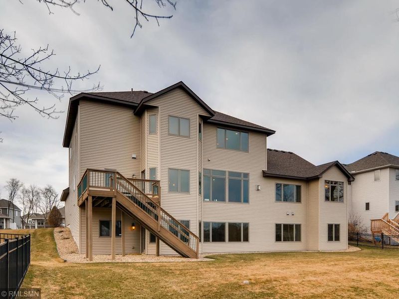 18943 100th Ave N, Maple Grove, MN 55311