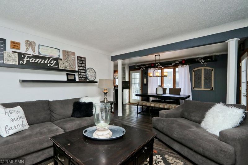 2393 South Ave E, North Saint Paul, MN 55109