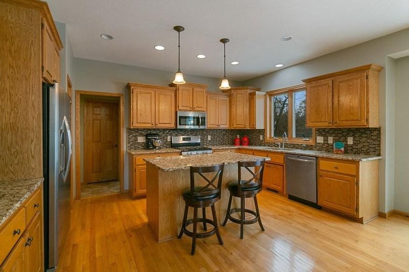 19443 Zumbro Ct NW, Elk River, MN 55330