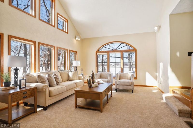 12357 Ethan Ave N, White Bear Lake, MN 55110