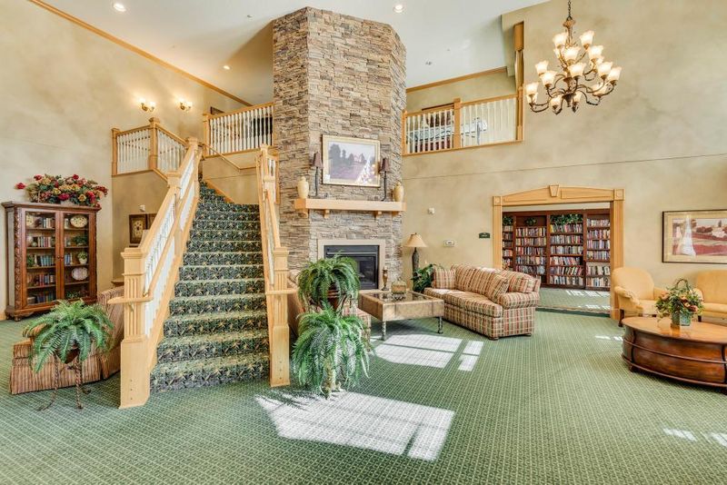 8341 Lyndale Ave S #217, Bloomington, MN 55420