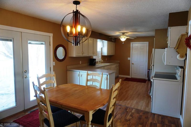 918 Pine St, Prescott, WI 54021