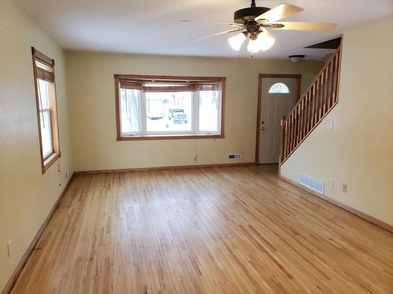 8868 Hallmark Ave S, Cottage Grove, MN 55016