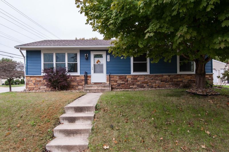 4103 13th Ave NW, Rochester, MN 55901
