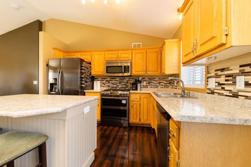 4770 Sterling Dr, Big Lake, MN 55309