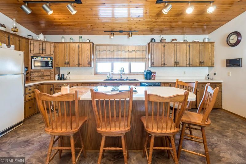 36966 261st Ave, Le Sueur, MN 56058