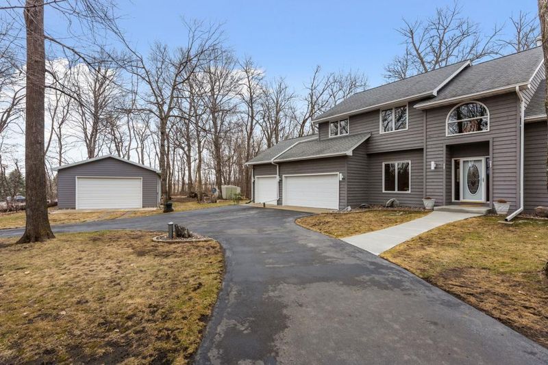 1111 Lonsdale Blvd E, Northfield, MN 55057