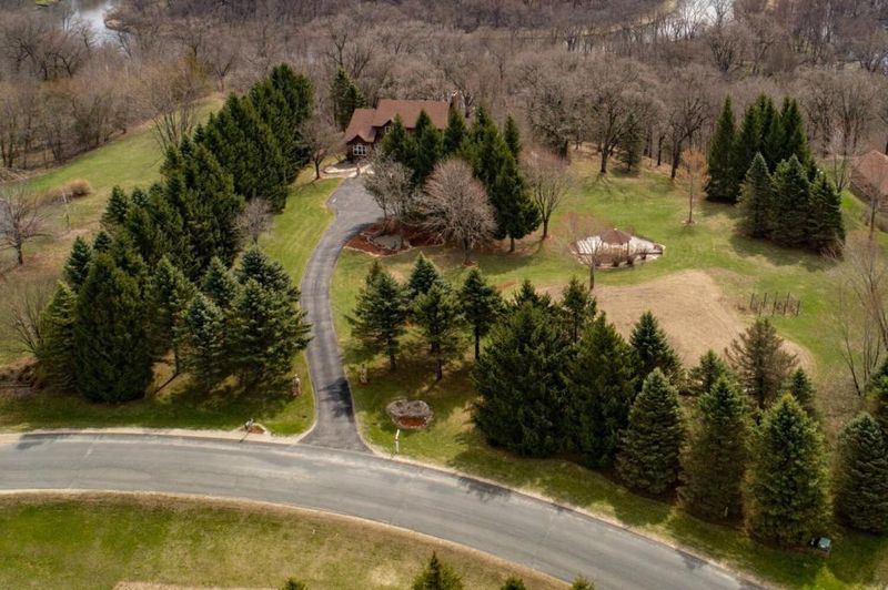 9684 Thunderbluff Rd NW, Oronoco, MN 55960