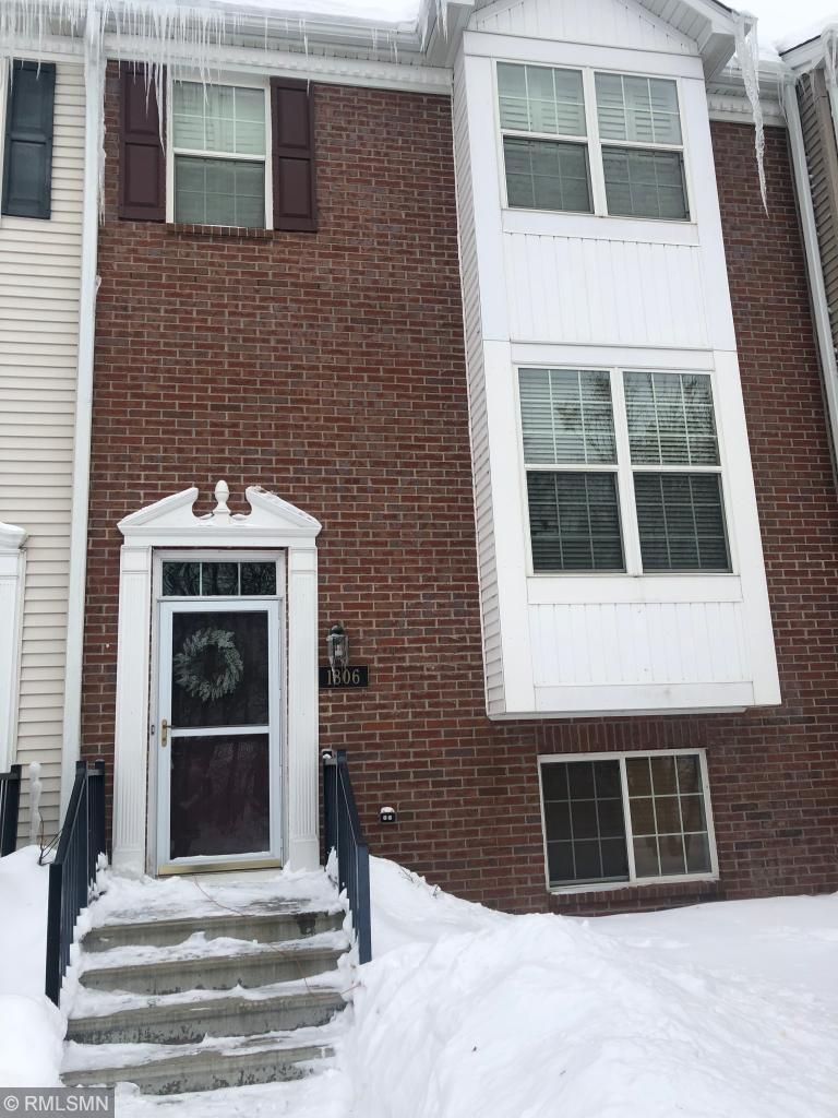 1806 Grove Dr, Shakopee, MN 55379