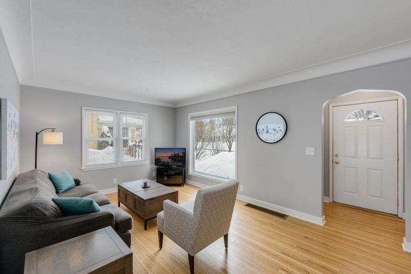 3237 Dakota Ave S, Saint Louis Park, MN 55416