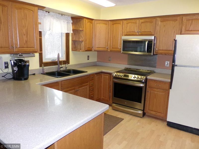 445 206th Ave NW, Oak Grove, MN 55011