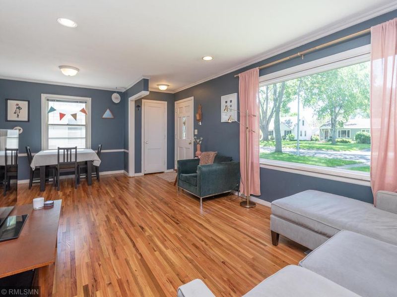 6925 Vincent Ave S, Richfield, MN 55423