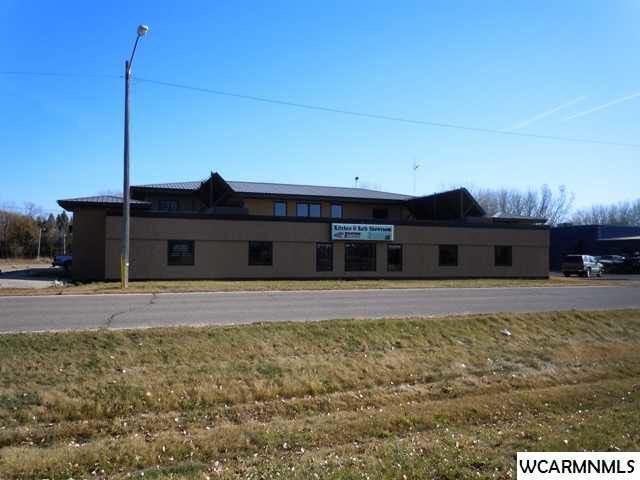 1020 NE 71 Hw, Willmar, MN 56201