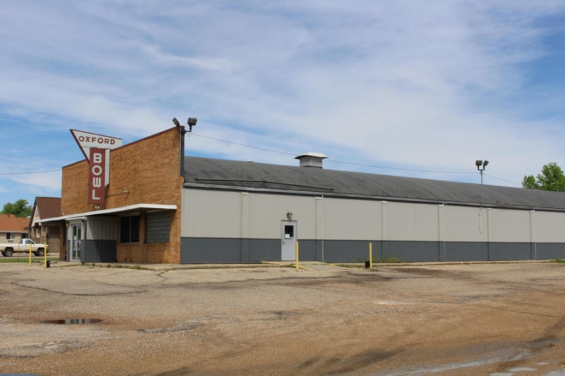 325 W Oxford St, Worthington, MN 56187