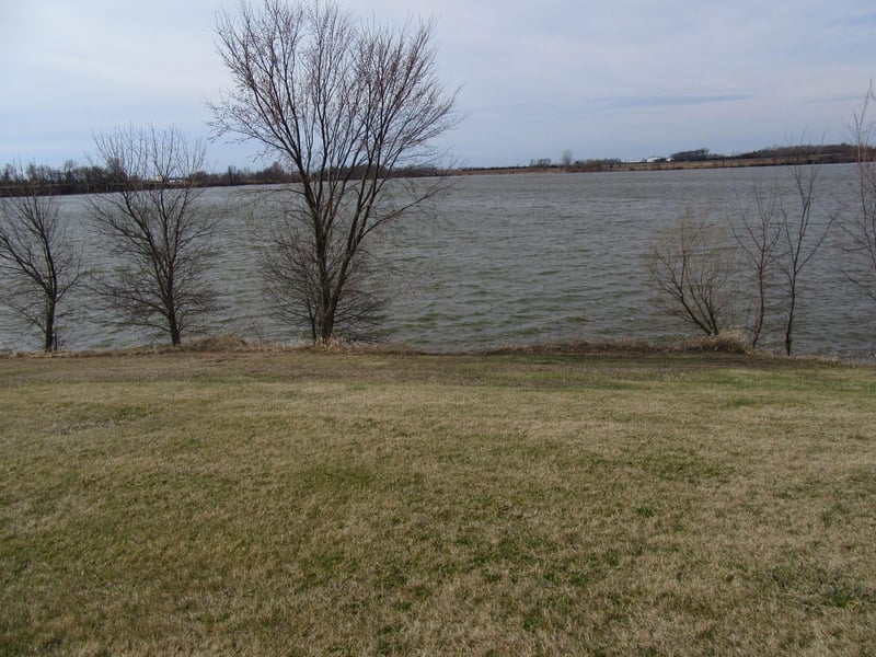 14 Lime Lake Dr, Avoca, MN 56114