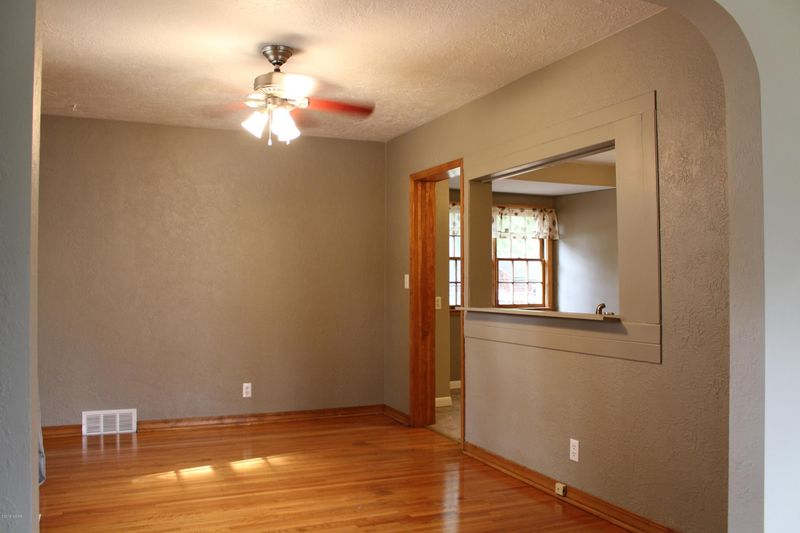 1404 2nd Ave, Windom, MN 56101