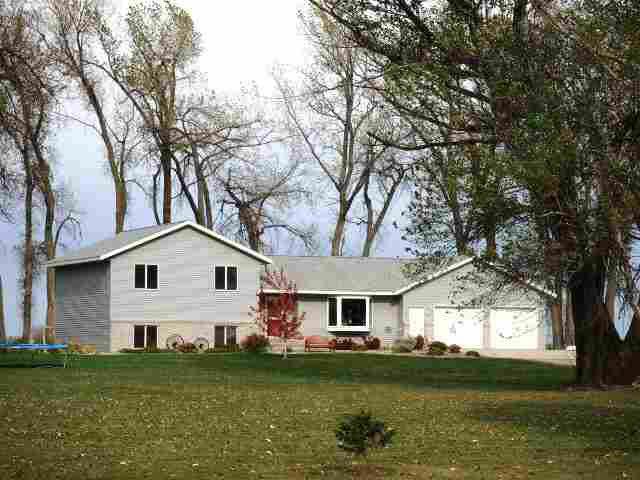 1250 SE 40 St, Murdock, MN 56271