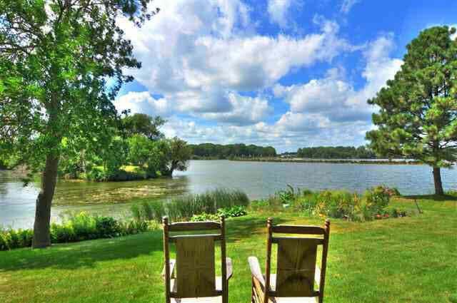 1988 Bay St, Worthington, MN 56187