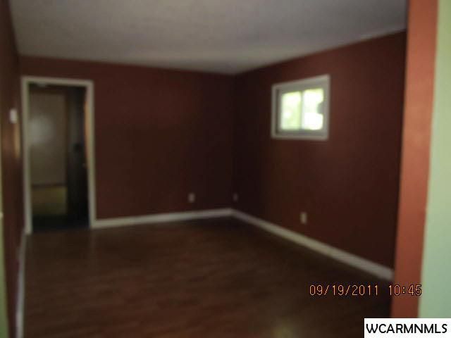 1029 SE Elizabeth Ave, Willmar, MN 56201